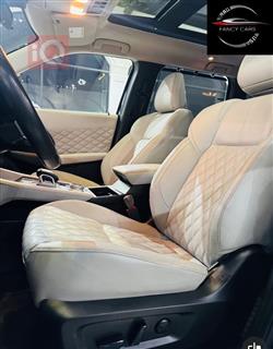 ميتسوبيشي اوتلاندر